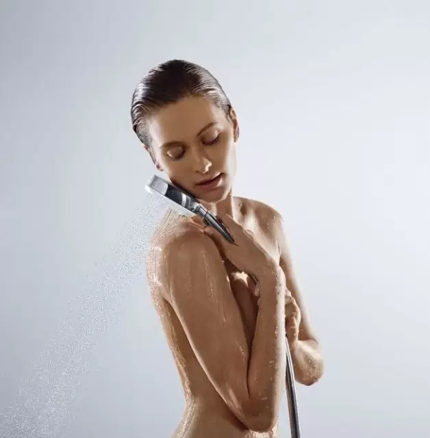 Душевой гарнитур НANSGROHE Crometta 100 Multi 65см 26650400