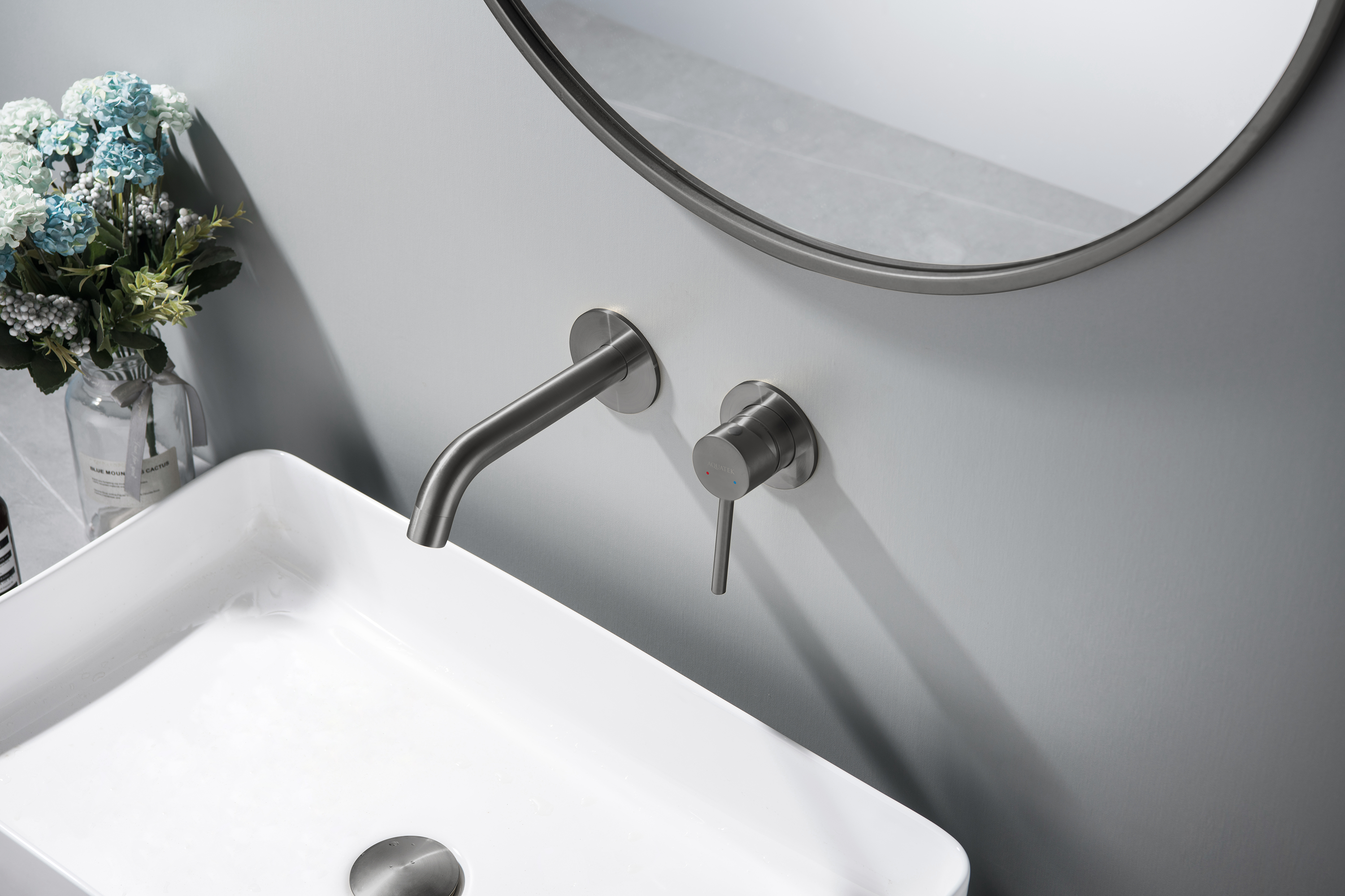 Смеситель для раковины Европа AQ1313BGM оружейная сталь Aquatek