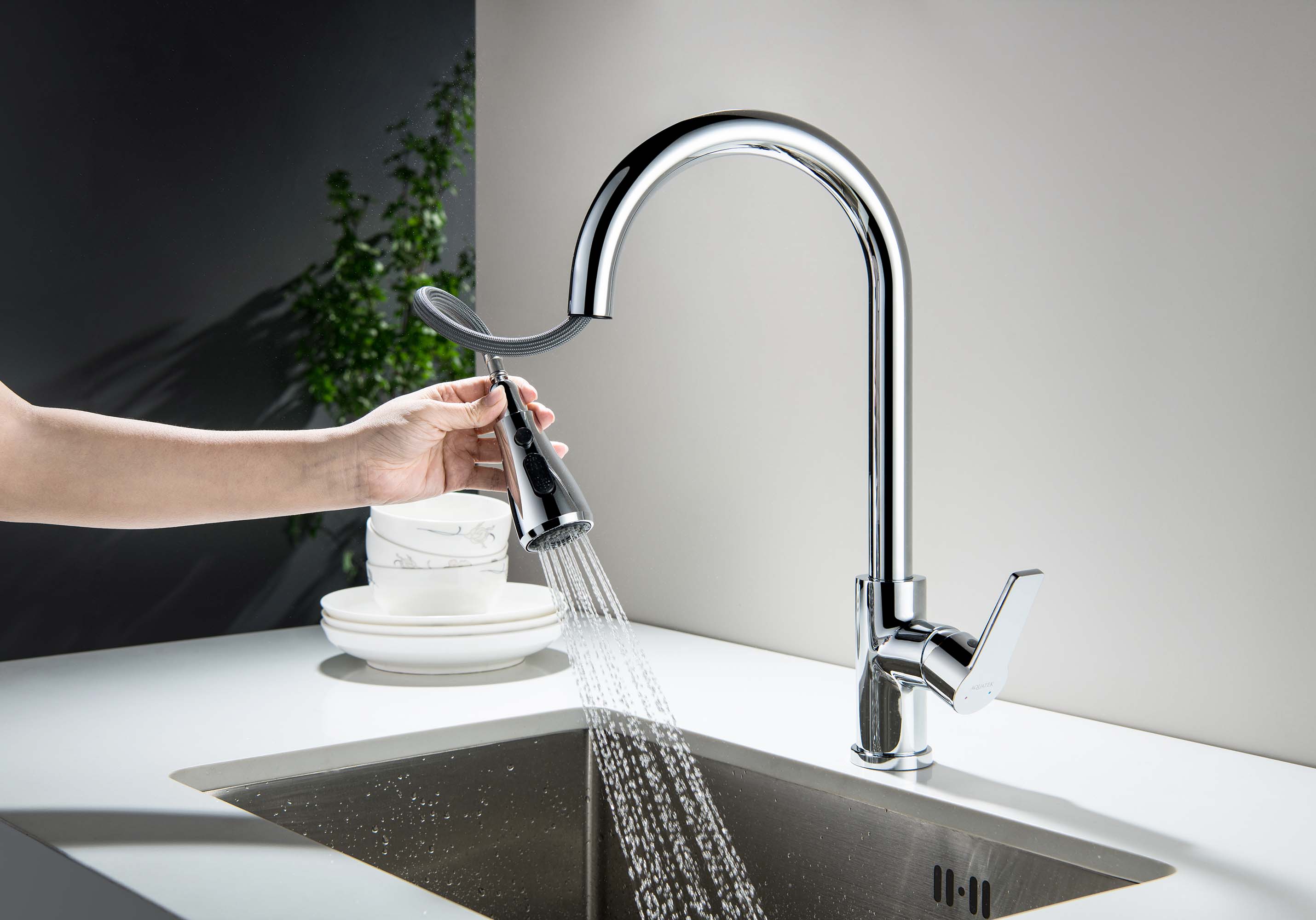 Смеситель для кухни Европа AQ1784CR Aquatek