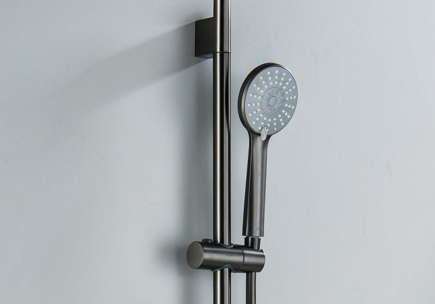 Душевой гарнитур Бетта AQ2017BGM оружейная сталь Aquatek