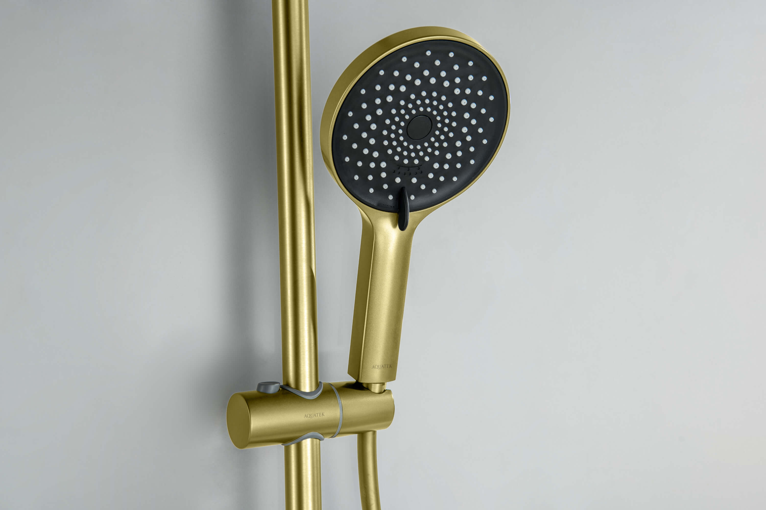 Душевой гарнитур Лугано AQ2022BG шлифованное золото Aquatek