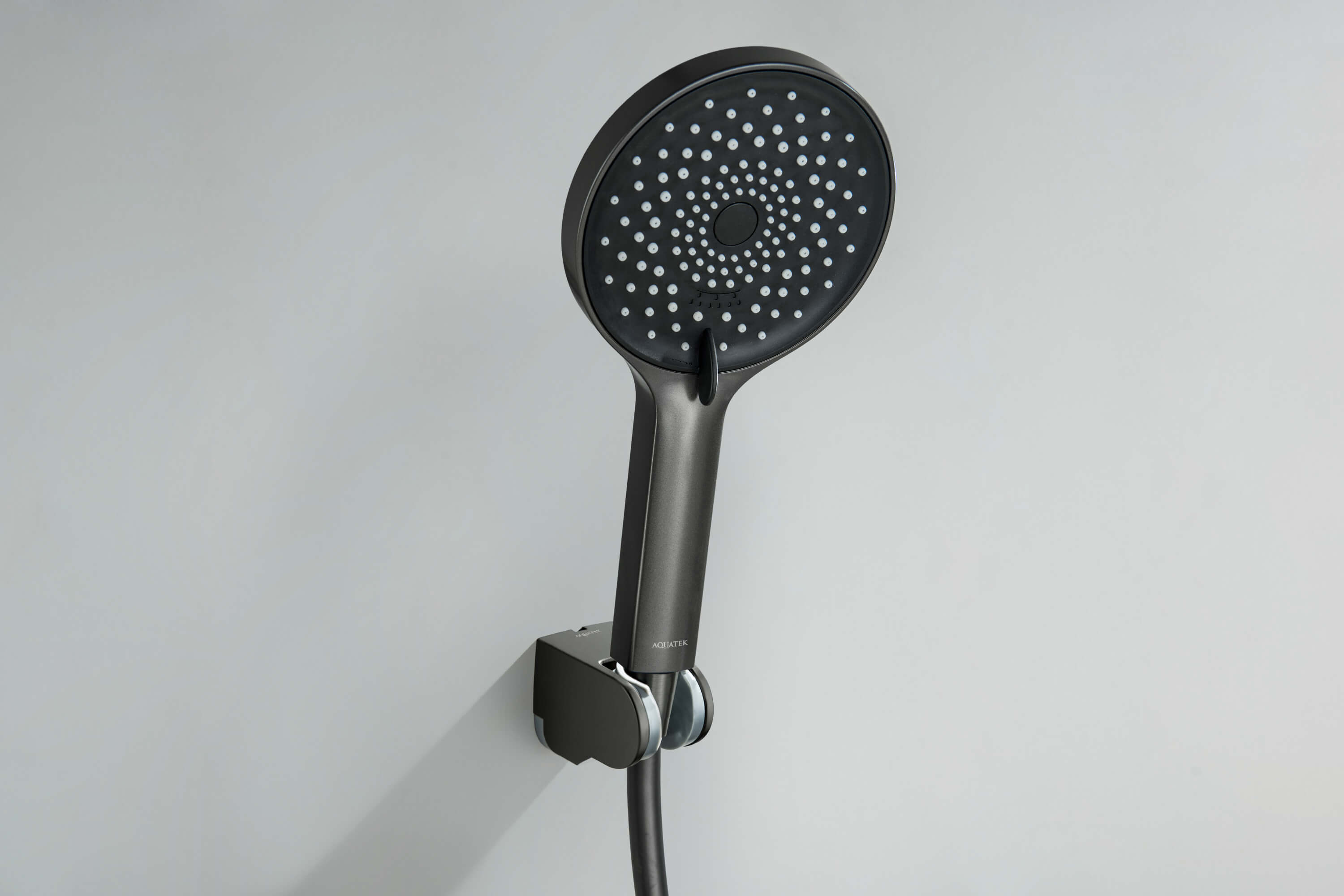 Душевой гарнитур Лугано AQ2035BGM оружейная сталь Aquatek