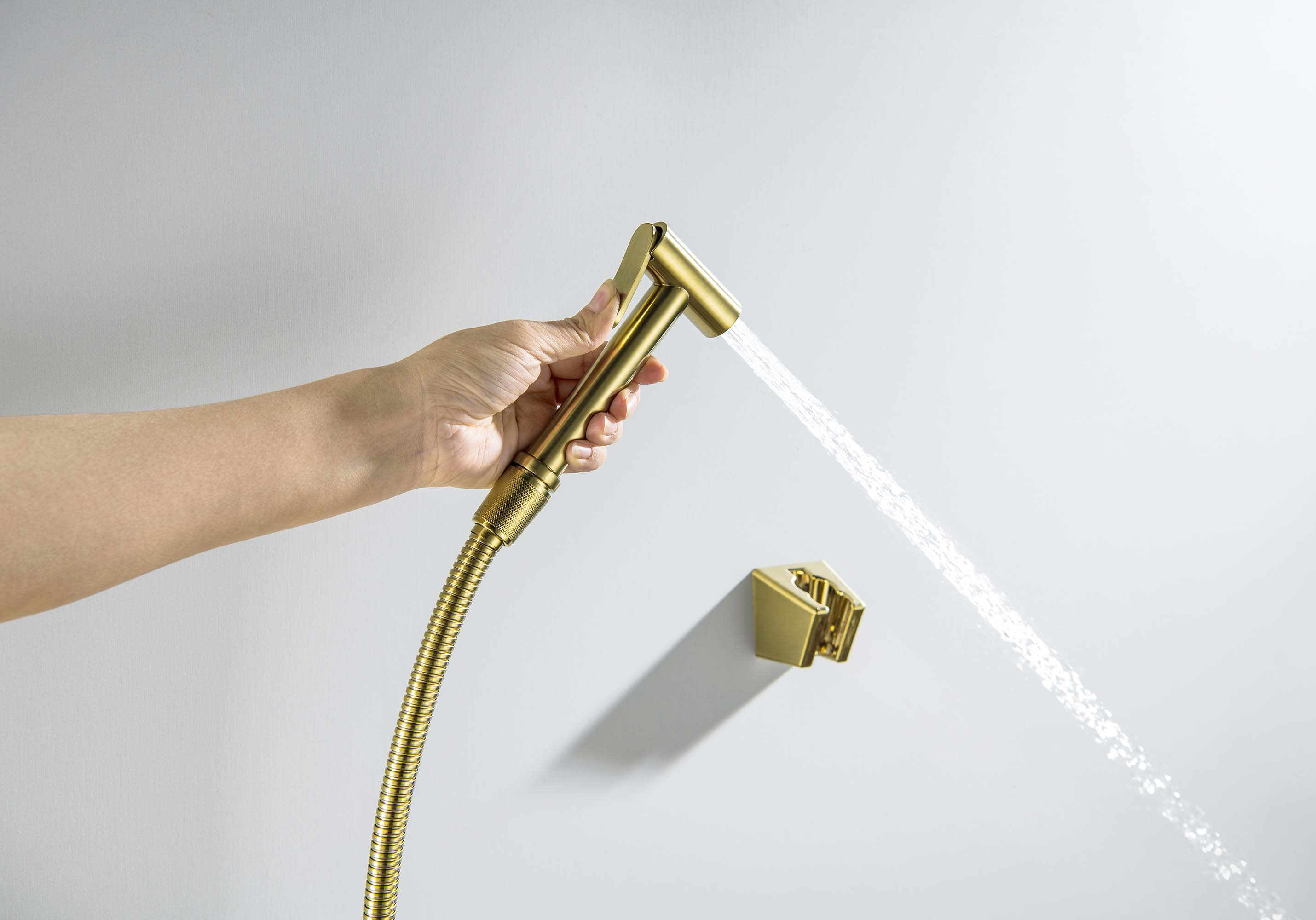 Гигиенический душ AQ2054BG шлифованное золото Aquatek