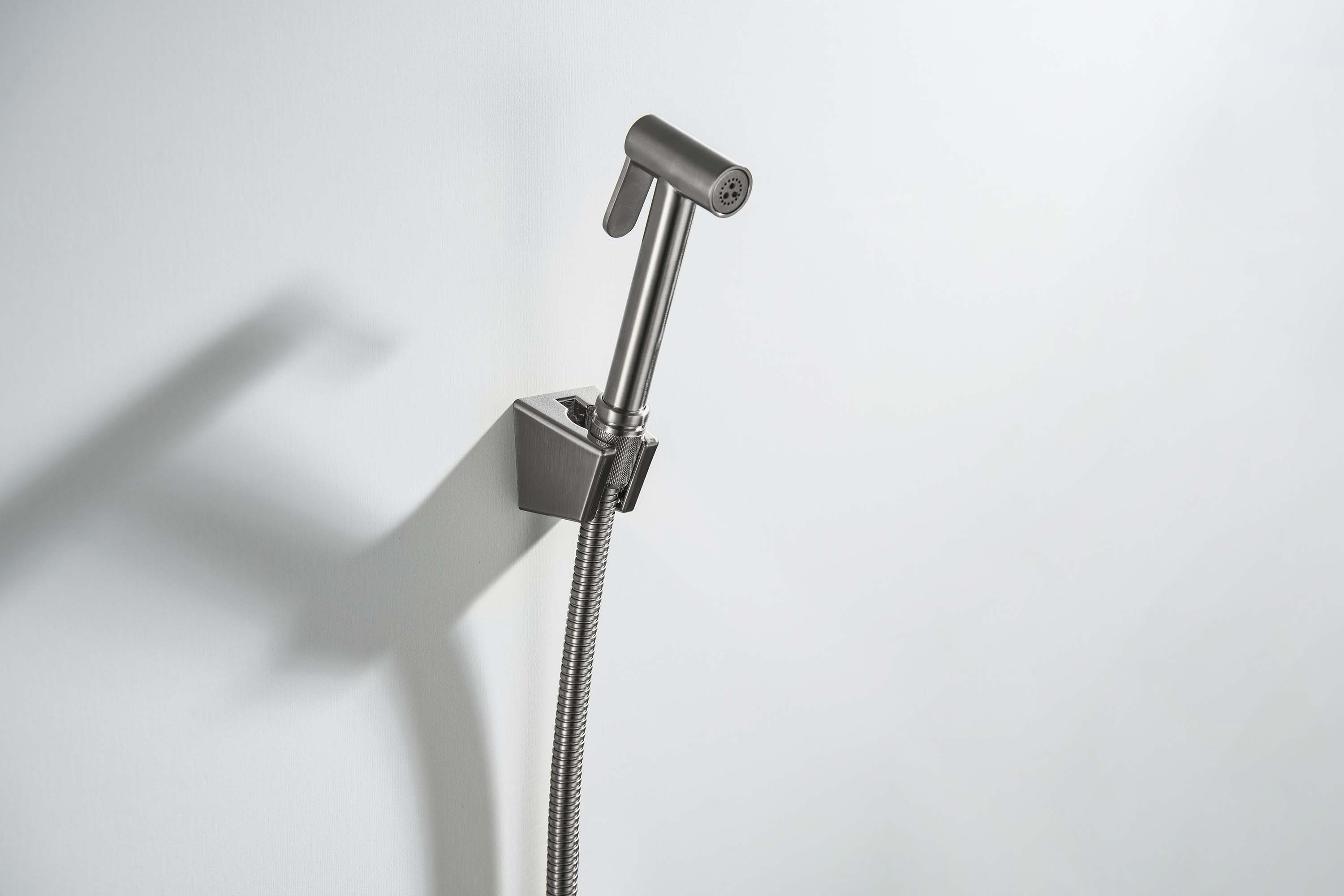 Гигиенический душ AQ2054BGM оружейная сталь Aquatek